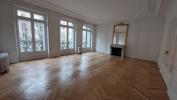 Location Appartement Paris-17eme-arrondissement  75017 5 pieces 201 m2