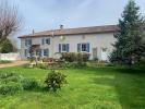 Vente Maison Chef-boutonne  79110 7 pieces 215 m2