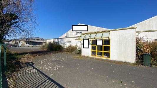 photo For sale Commercial office SAINT-MARTIN-DES-CHAMPS 29