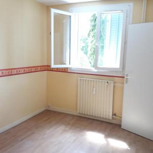 For rent Apartment MONTBARD 