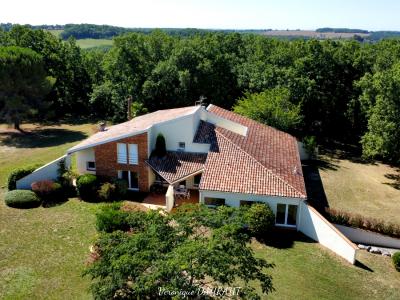 For sale House LAROQUE-TIMBAUT  47