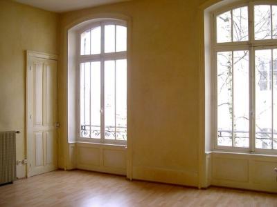 Location Appartement GRAY  70