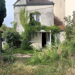 For sale House LANGRES  52