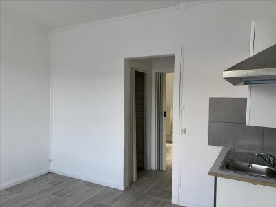 For rent Apartment LONGUYON 