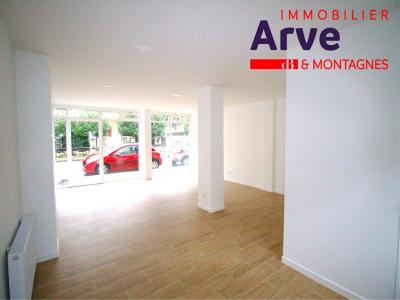 Vente Local commercial CLUSES 74300