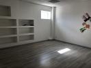For rent Commerce Angouleme  16000 38 m2