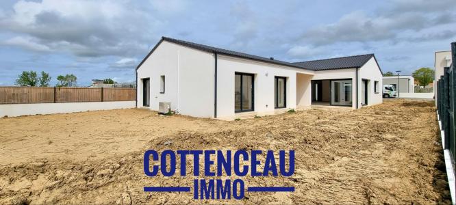 photo For sale Prestigious house CHOLET 49