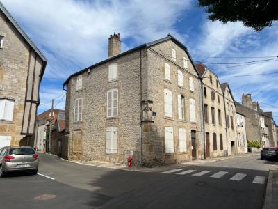 For sale House LANGRES  52