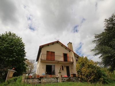 Vente Maison 7 pices VILLEFRANCHE-DE-ROUERGUE 12200