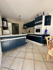 For sale House FARE-LES-OLIVIERS 