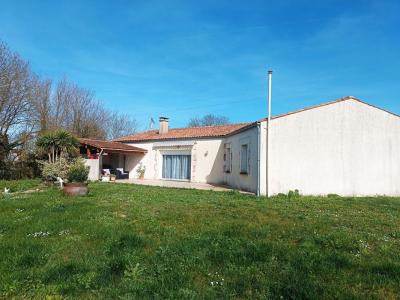 For sale House TONNAY-BOUTONNE  17
