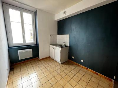 For rent Apartment ROANNE 