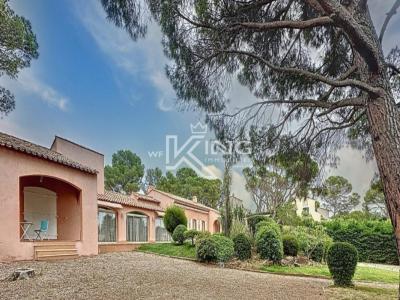 For sale House FREJUS  83