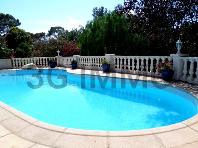 For sale House FREJUS  83