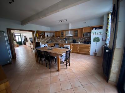 For sale House SAINT-JEAN-D'ANGELY  17