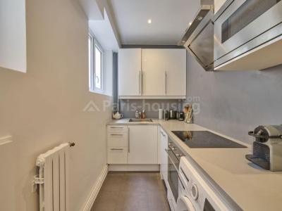 Location Appartement PARIS-16EME-ARRONDISSEMENT 