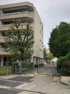 Location Appartement TASSIN-LA-DEMI-LUNE 