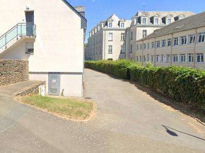 Location Parking MAYENNE 53100