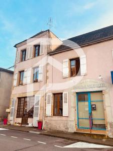 Vente Maison 8 pices SEMUR-EN-BRIONNAIS 71110