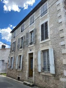 Vente Maison 8 pices SAINT-MAIXENT-L'ECOLE 79400