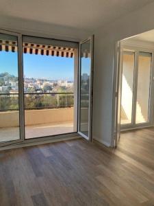 Location Appartement ECULLY  69