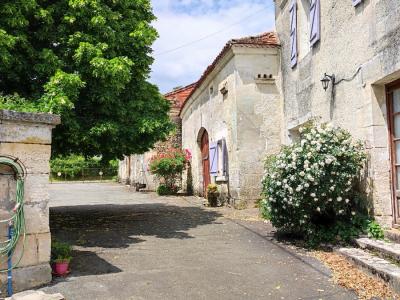 Vente Maison TOUR-BLANCHE  24