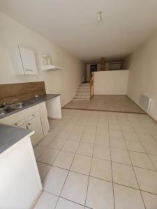 Location Appartement VALENSOLE 04210