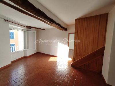 photo For rent Apartment VARAGES 83