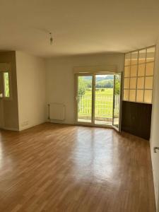 For rent Apartment BAR-SUR-AUBE 