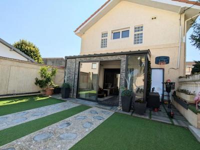 photo For sale House VAULX-EN-VELIN 69