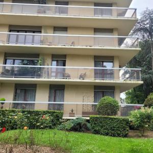 Location Appartement 4 pices BRUNOY 91800