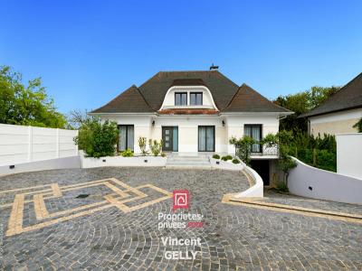 For sale Prestigious house QUEUE-EN-BRIE  94