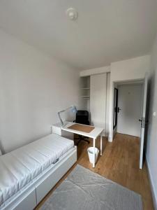 photo For rent Apartment LYON-3EME-ARRONDISSEMENT 69