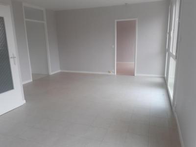 For rent Apartment CHATRE  36