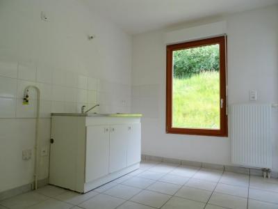 For rent Apartment VILLENEUVE-SUR-YONNE 