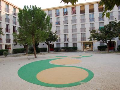 Location Appartement 4 pices AVIGNON 84000