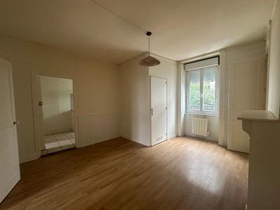 For rent Apartment LIMOGES 