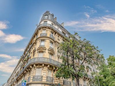 For sale Apartment PARIS-17EME-ARRONDISSEMENT  75