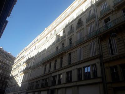 photo For rent Apartment MARSEILLE-2EME-ARRONDISSEMENT 13