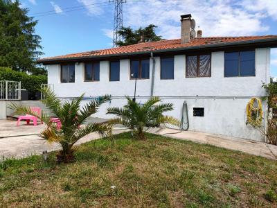 photo For sale House YVRAC 33