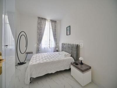 For rent Apartment PARIS-1ER-ARRONDISSEMENT 