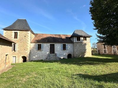 Vente Maison 7 pices COULAURES 24420