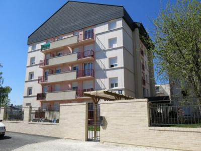 Location Appartement 3 pices SAINT-AMAND-MONTROND 18200