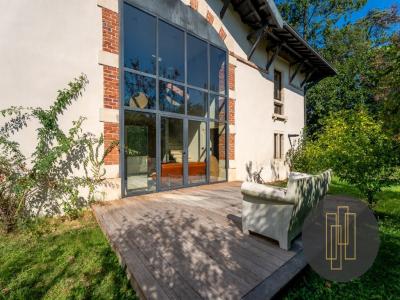 photo For sale Prestigious house VILLEFRANCHE-SUR-SAONE 69