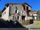 House  DANS UN HAMEAU