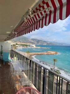 Vente Appartement 4 pices ROQUEBRUNE-CAP-MARTIN 06190