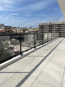 photo For sale Apartment MARSEILLE-8EME-ARRONDISSEMENT 13