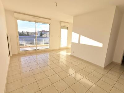 Location Appartement 4 pices AVIGNON 84000