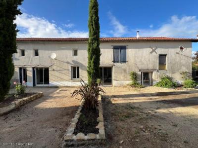 For sale House AUNAC  16