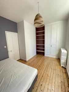 photo For rent Apartment LYON-1ER-ARRONDISSEMENT 69